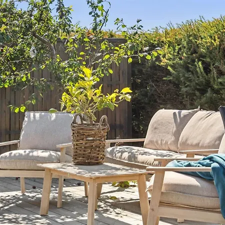 Holiday home Elvie - 150m From The Sea By Interhome *