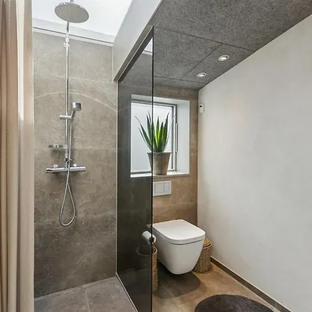 Elvie - 150m From The Sea By Interhome Holiday home